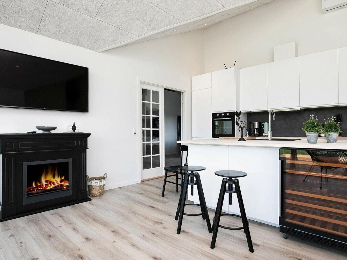 14 Person Holiday Home In V Ggerl Se Bøtø By 外观 照片